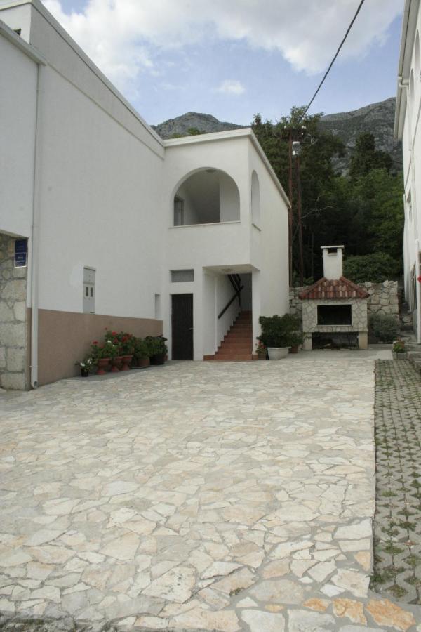 Apartments With A Parking Space Gradac, Makarska - 11332 Eksteriør billede