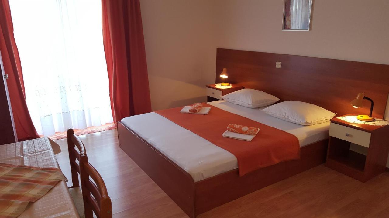 Apartments With A Parking Space Gradac, Makarska - 11332 Gradac  Eksteriør billede