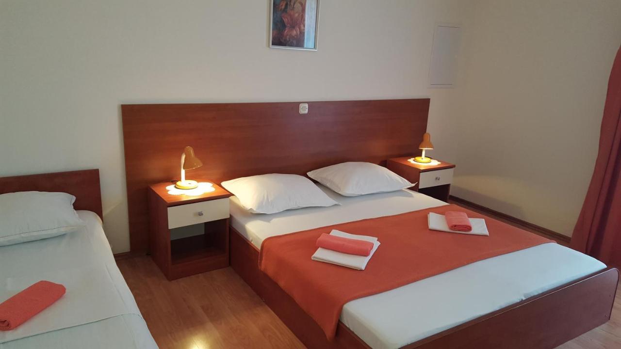 Apartments With A Parking Space Gradac, Makarska - 11332 Gradac  Eksteriør billede