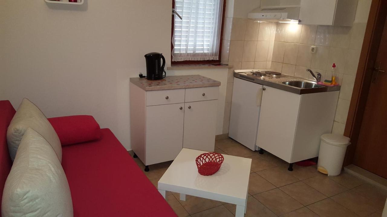 Apartments With A Parking Space Gradac, Makarska - 11332 Gradac  Eksteriør billede